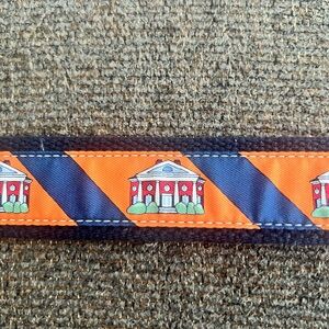 NEW Vineyard Vines University of Virginia size 36 belt